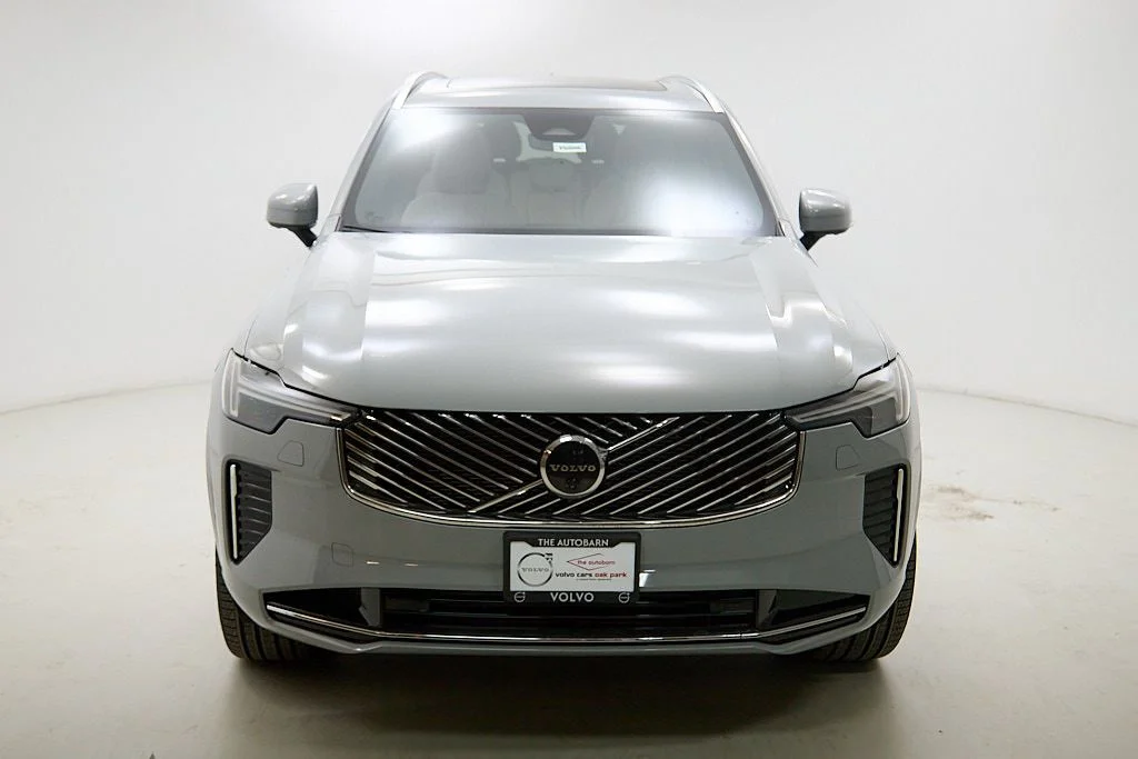 New 2026 Vapour Grey Volvo Plus image 5