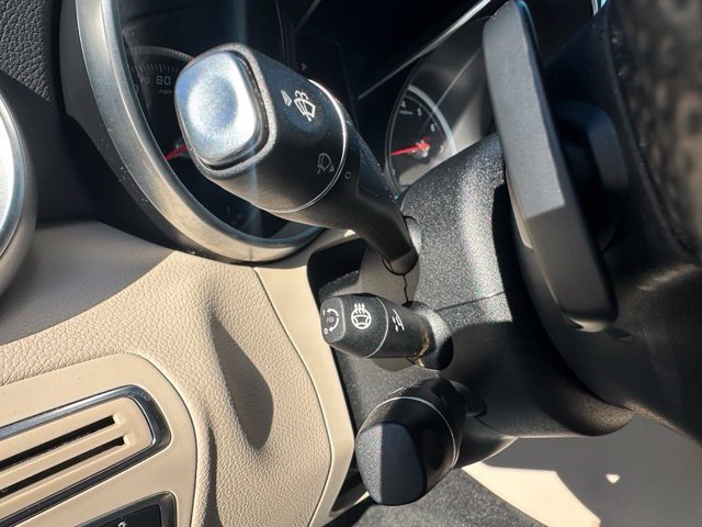 Used 2018 Silver Mercedes-Benz C 300 image 15