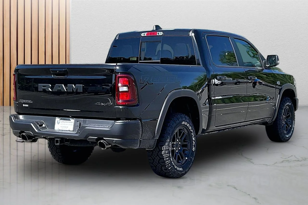 New 2026 Diamond Black Crystal Pearl-Coat Exterior Paint RAM Rebel image 9