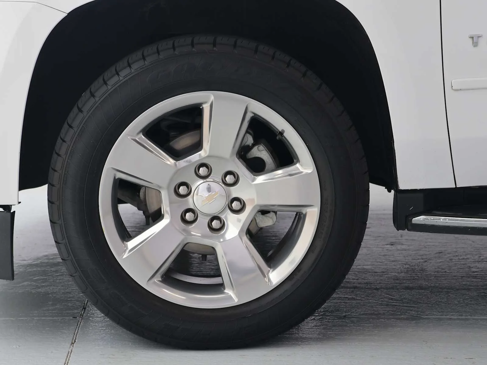 Used 2018 Summit White Chevrolet Premier image 11