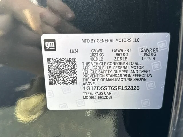 Used 2025 Mosaic Black Metallic Chevrolet 1LT image 29