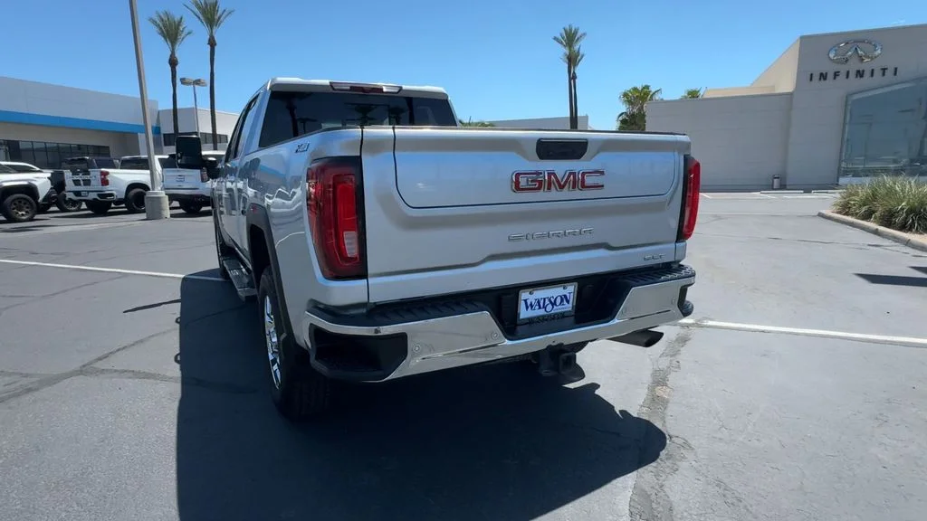 Used 2022 Silver GMC SLT image 8