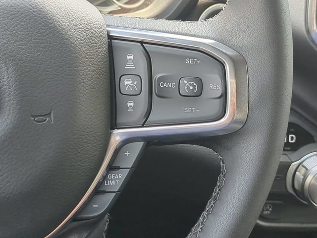 New 2026 Silver Zynith Exterior Paint RAM Laramie image 31