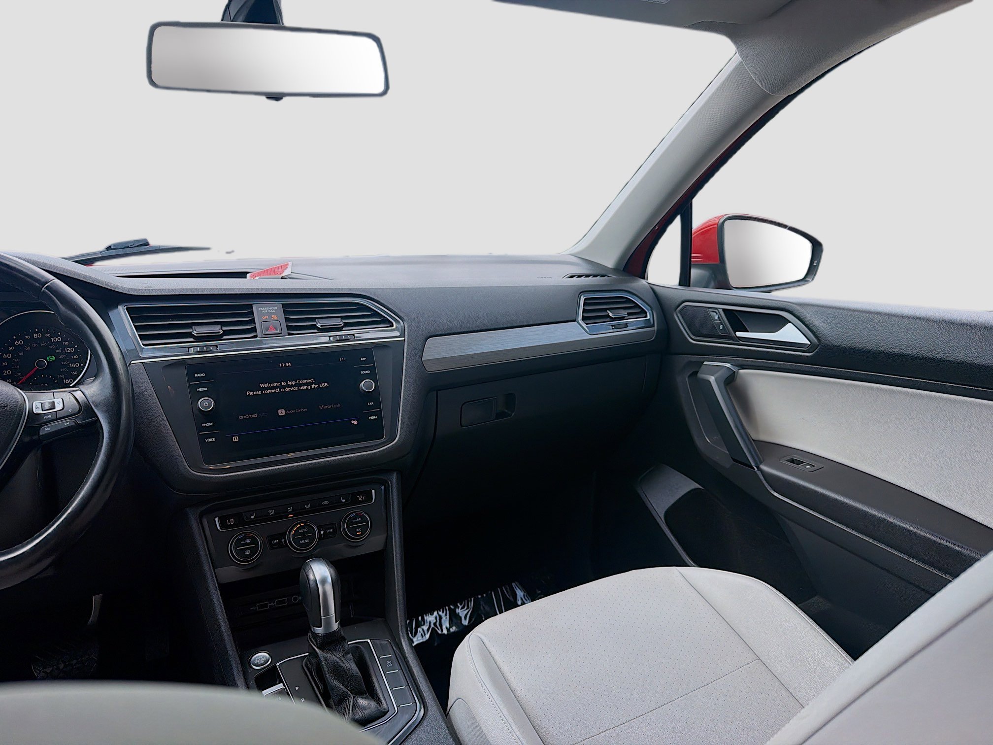 2019 Volkswagen Tiguan SE - Photo 19