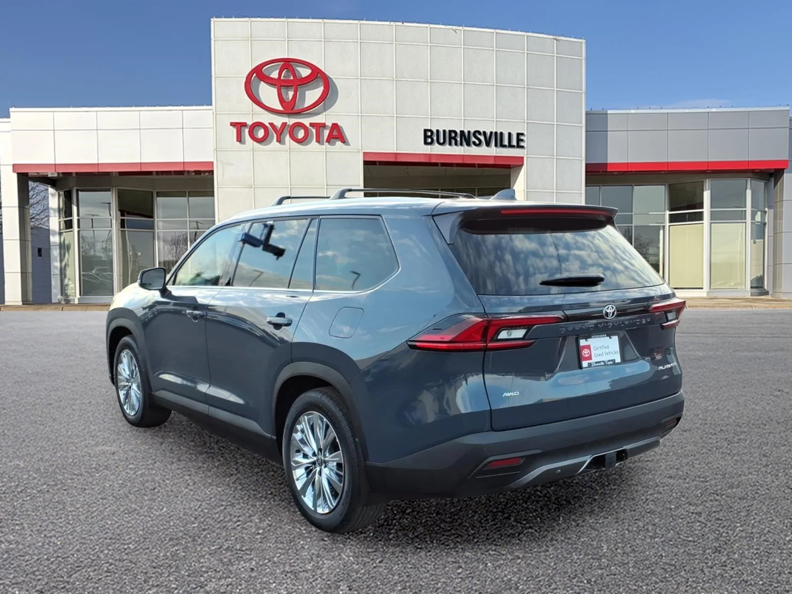 Certified Used 2026 White Toyota Platinum image 6