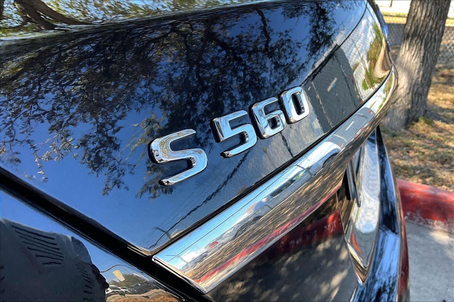 Used 2019 Obsidian Black Metallic Mercedes-Benz S 560 image 10