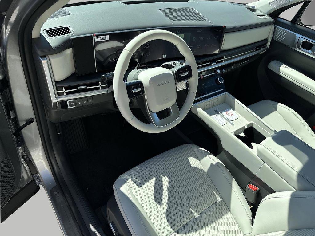 New 2026 Shimmering Silver Pearl Hyundai SEL FWD image 8