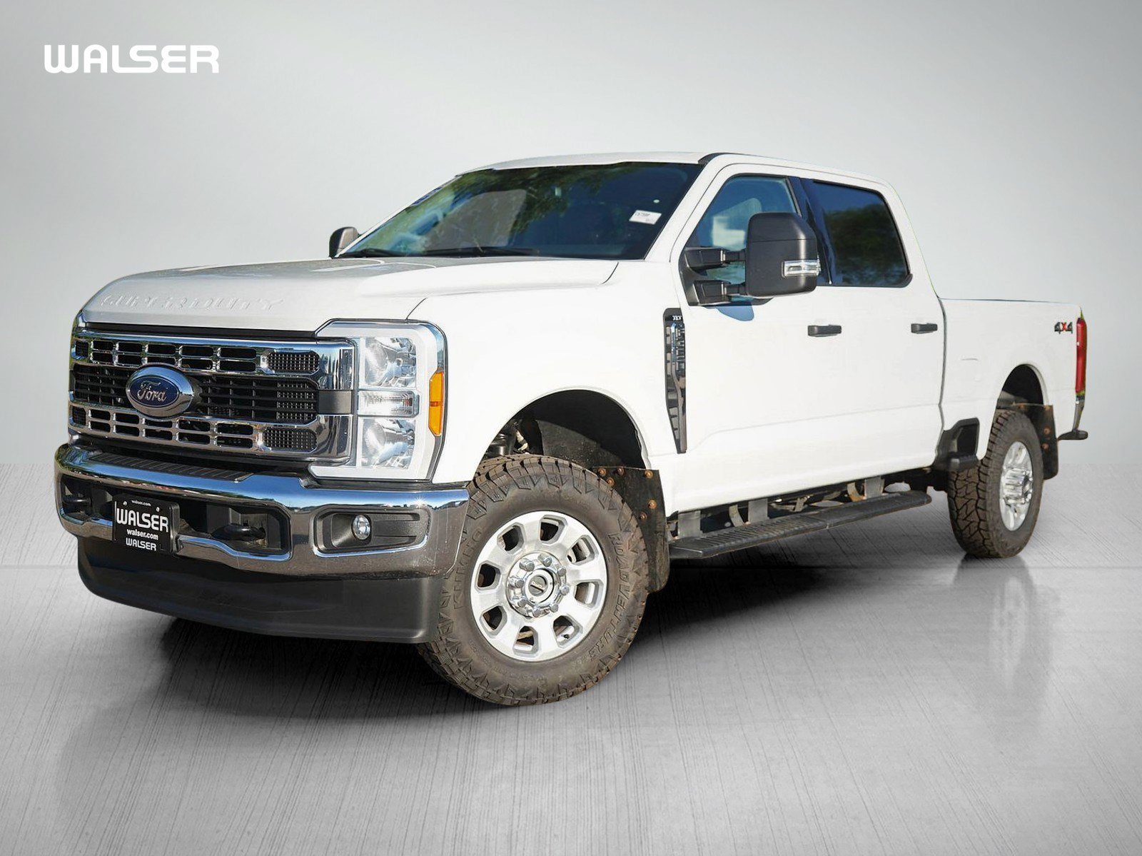 Used 2023 Oxford White Ford Xlt image 1