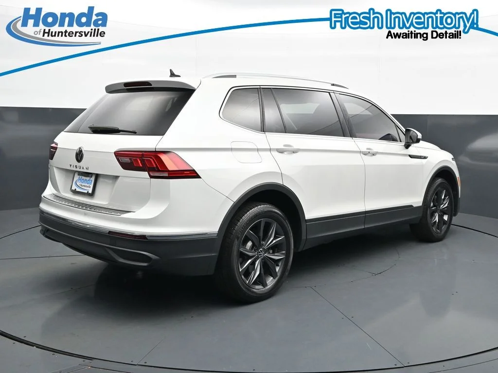 Used 2023 Opal White Volkswagen 2.0T SE image 10