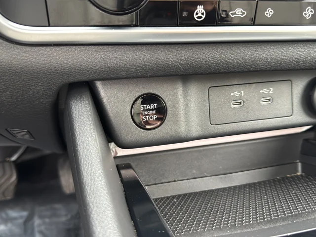 Used 2025 White Nissan SV image 30