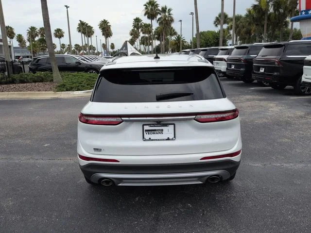 Certified Used 2021 Pristine White Lincoln Standard image 5