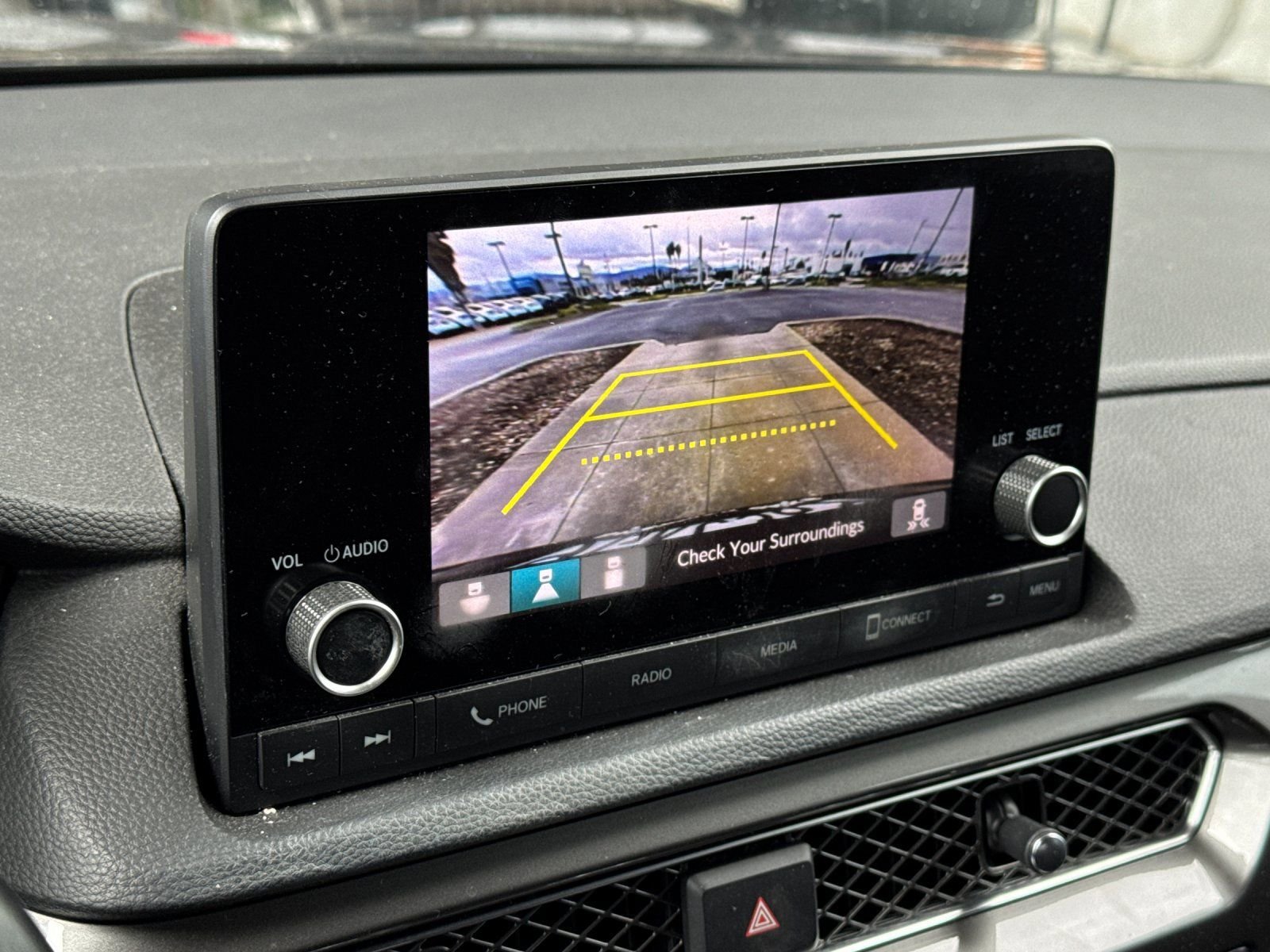 Used 2023  Acura Base image 17