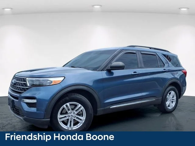 Used 2020 Blue Ford XLT image 2