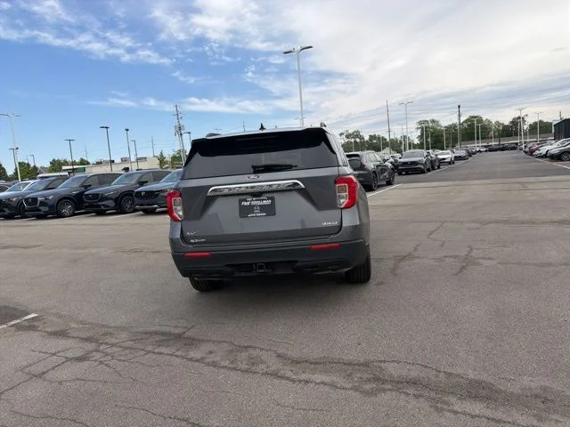 2021 Ford Explorer XLT - Photo 11