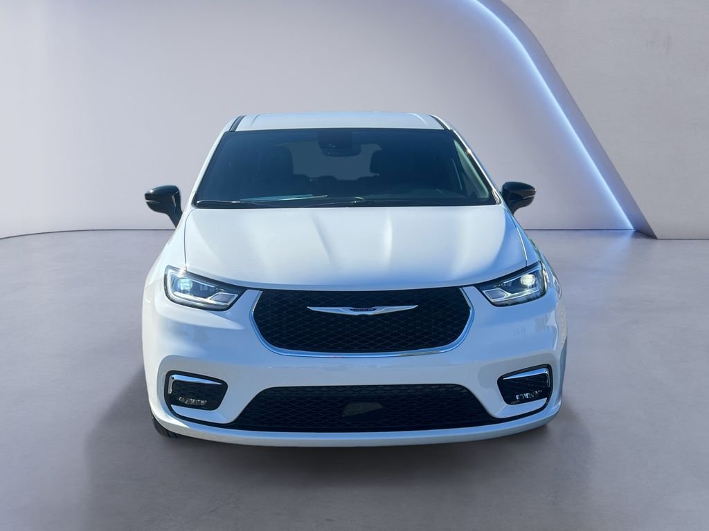 2026 Chrysler Pacifica Select - Photo 8