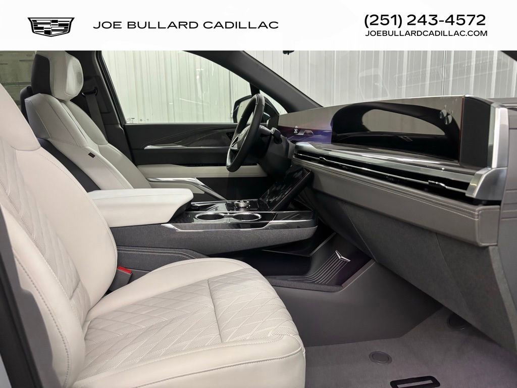 2026 Cadillac Escalade IQL Luxury - Photo 12