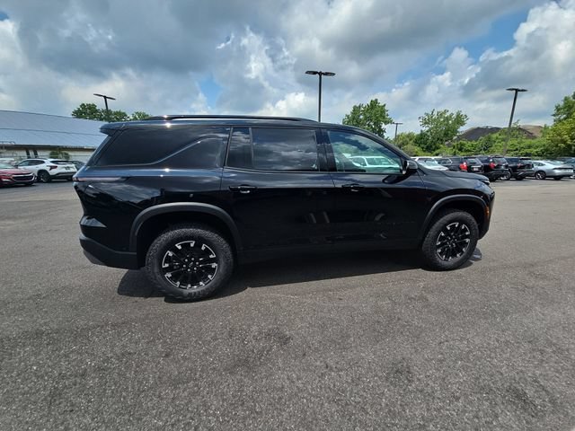 New 2026 Mosaic Black Metallic Chevrolet Z71 image 10