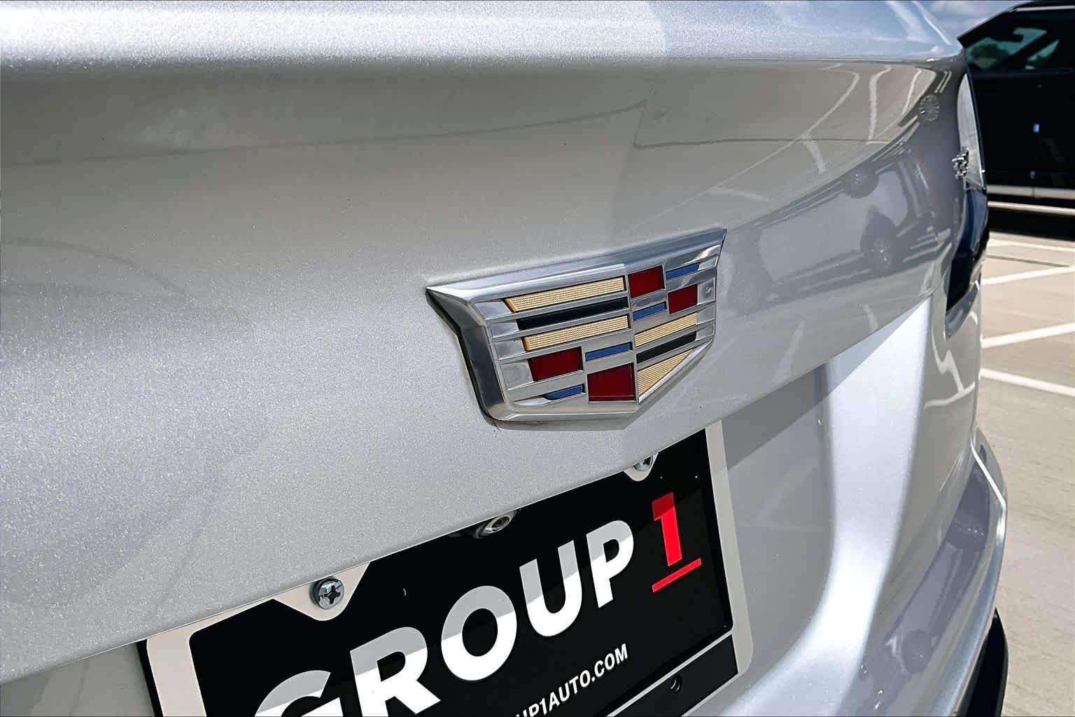 Used 2020 Radiant Silver Metallic Cadillac FWD Sport image 19
