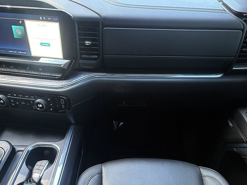 Used 2024 Iridescent Pearl Tricoat Chevrolet LTZ image 13