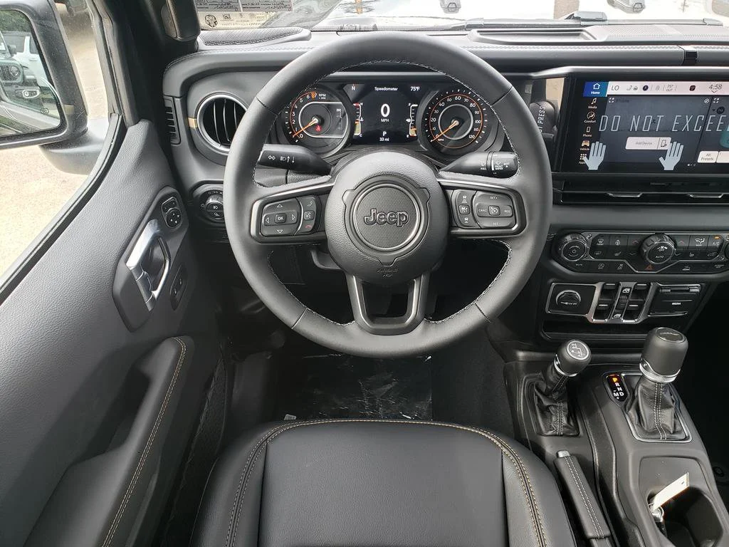 New 2026 Black Clear-Coat Exterior Paint Jeep Texas Trail image 15