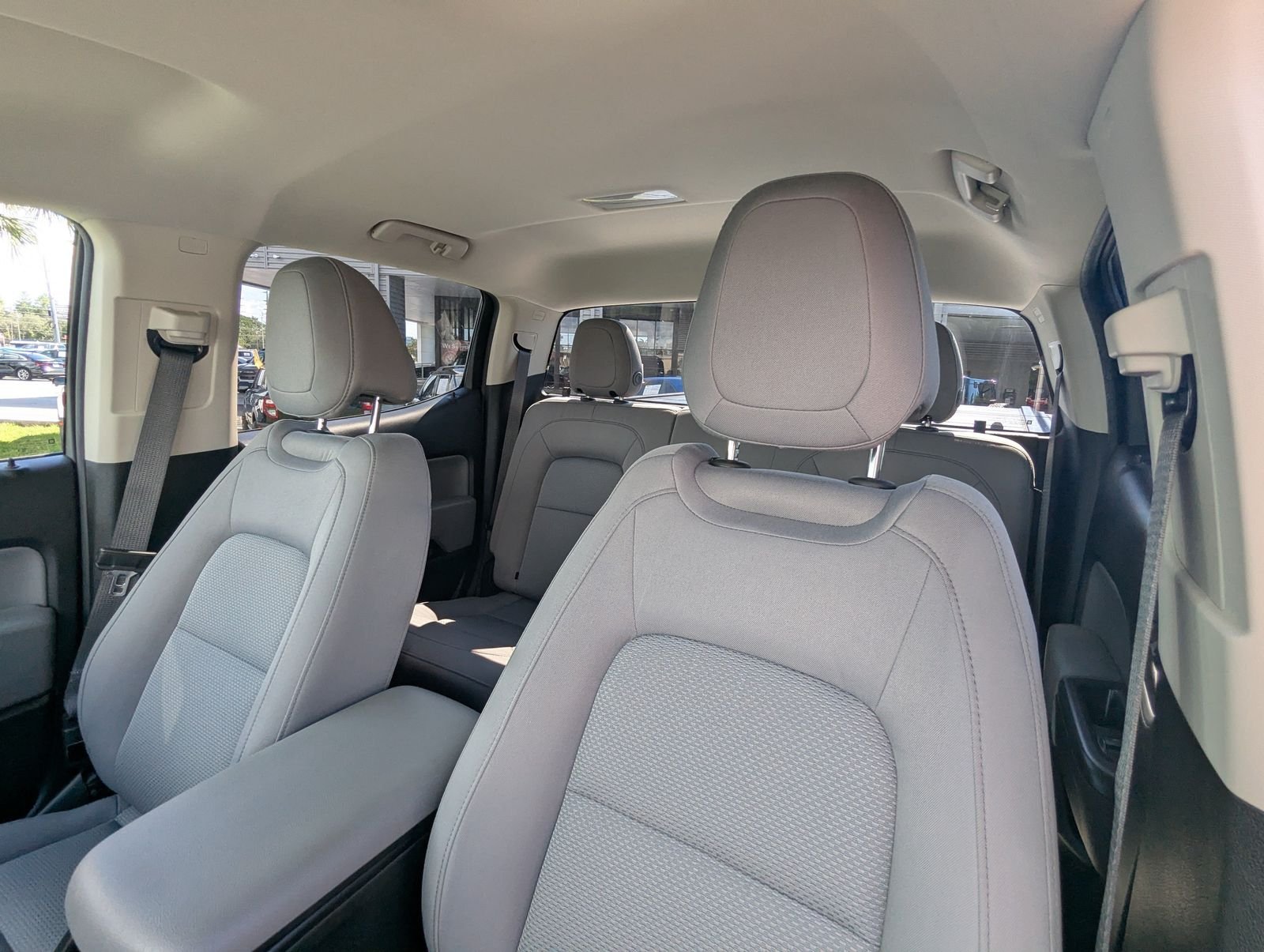 Used 2020 Summit White GMC Base image 25