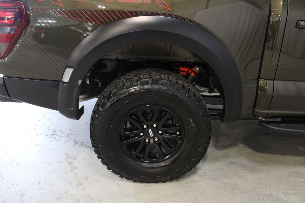 New 2026 Shelter Green Ford Raptor image 28