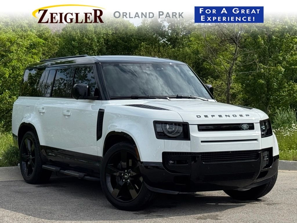 2024 Land Rover Defender 130 X-Dynamic SE P400's photo