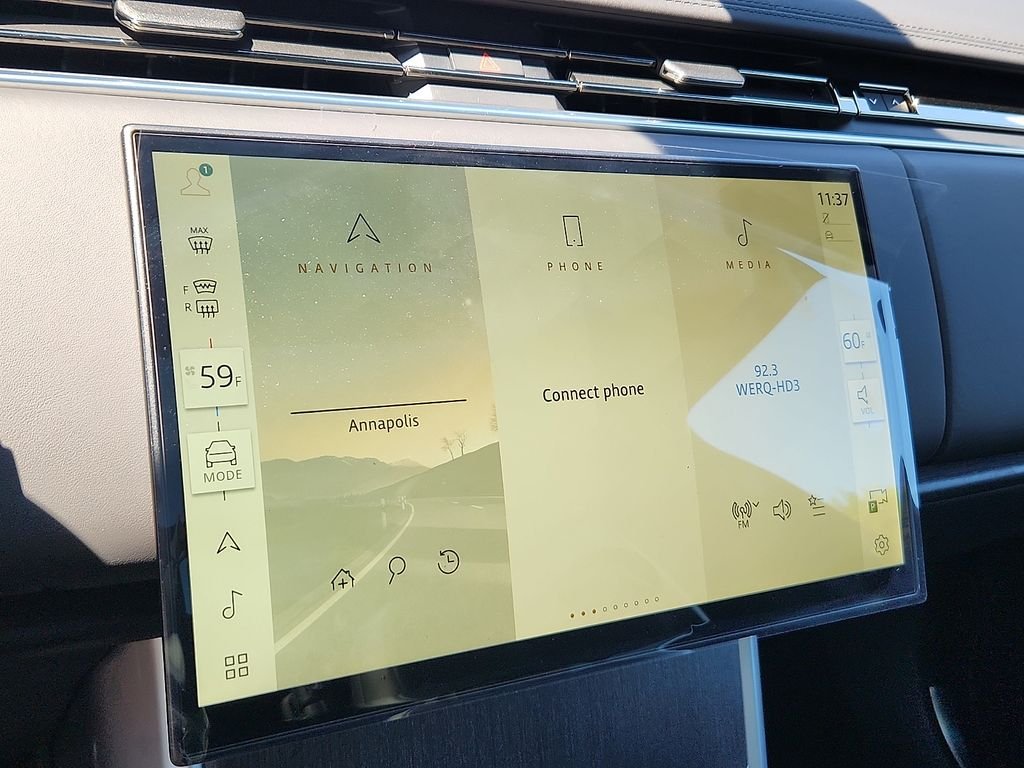 New 2026 Carpathian Grey Land Rover SE image 8