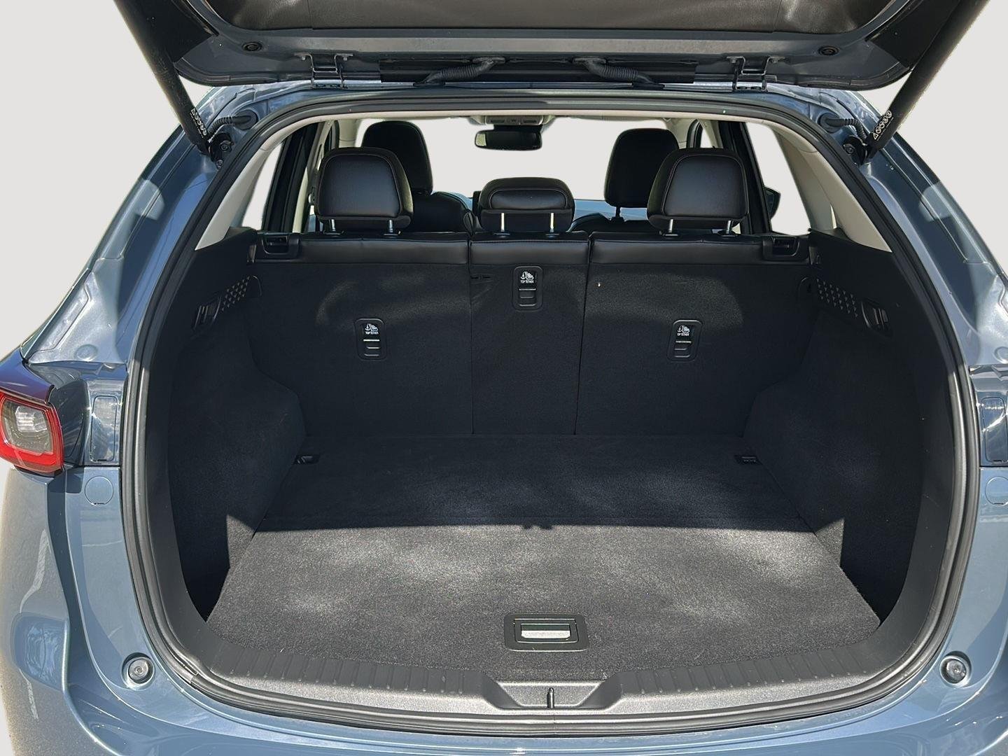 Used 2025 Polymetal Gray Metallic Mazda 2.5 S Carbon Edition image 16