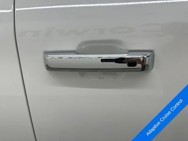 New 2026 Star White Metallic Tri-Coat Ford F-350® Lariat® image 8