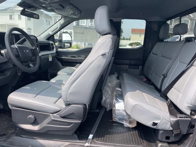 New 2025 Agate Black Metallic Ford F-350® XL image 5