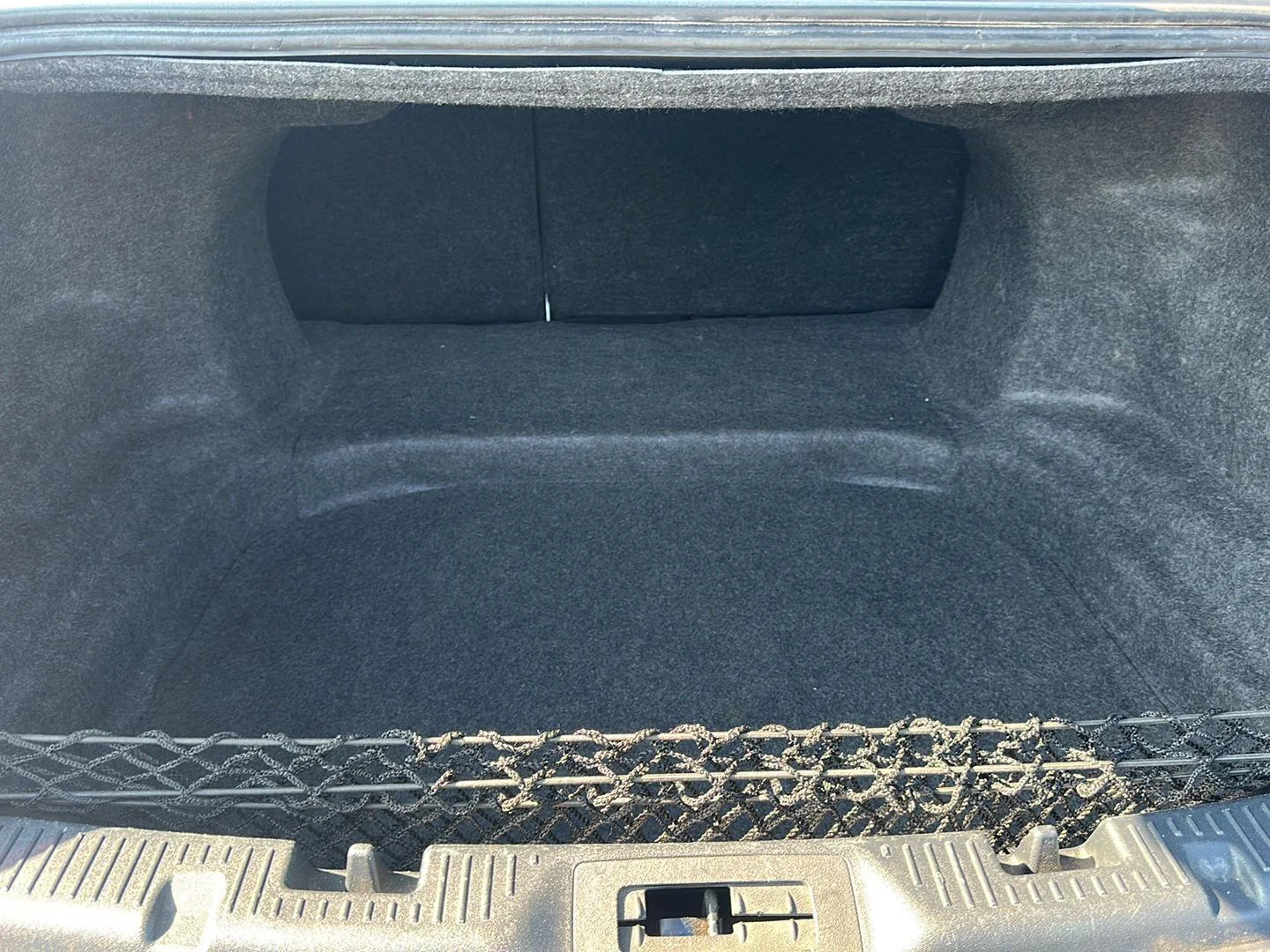 Used 2016 Magnetic FORD SEDAN image 10