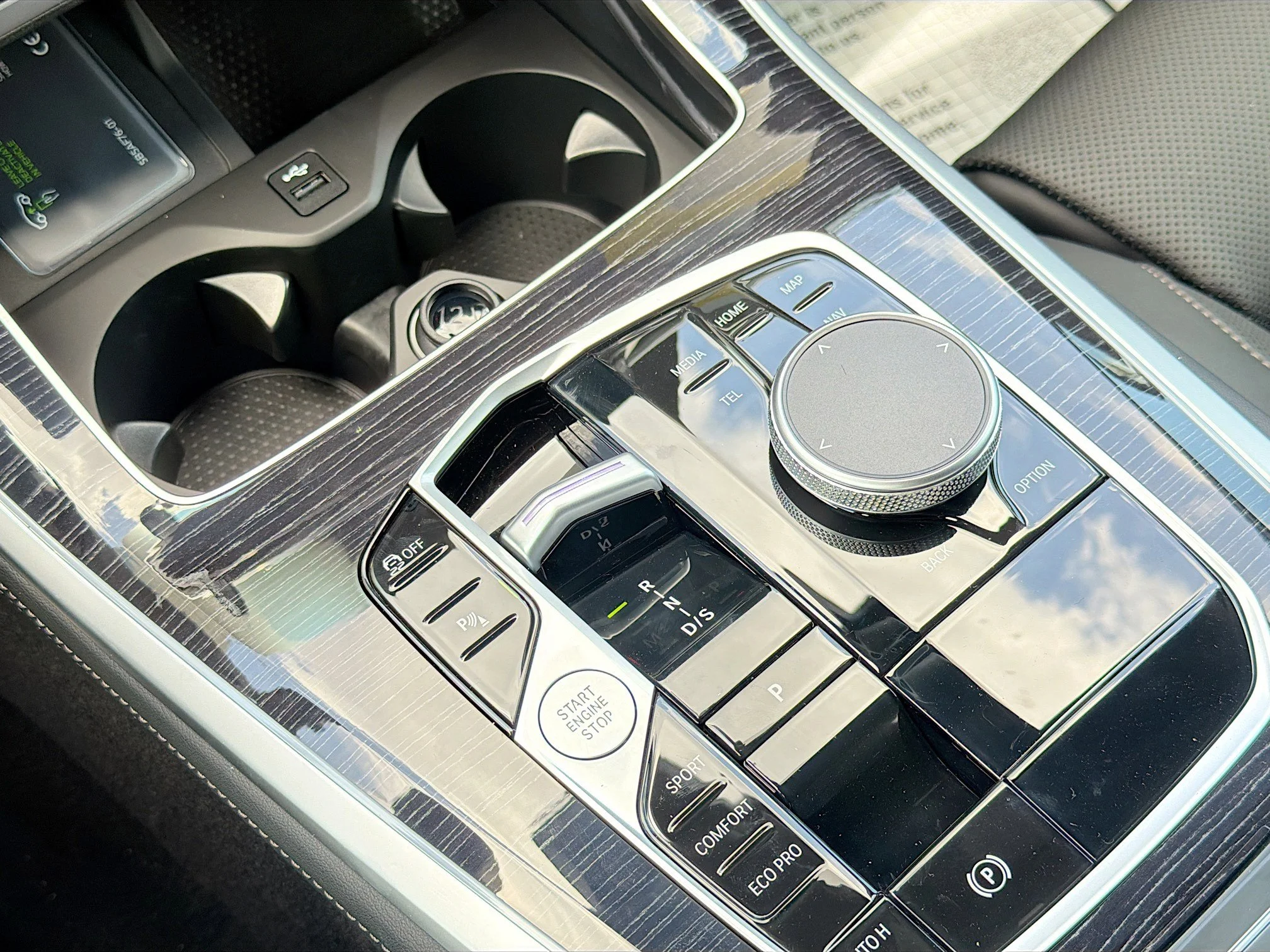 New 2026 Brooklyn Grey Metallic BMW sDrive40i image 28