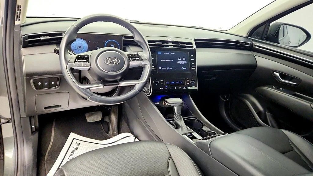 Used 2023 Amazon Gray Hyundai SEL AWD w/ Convenience Package image 12