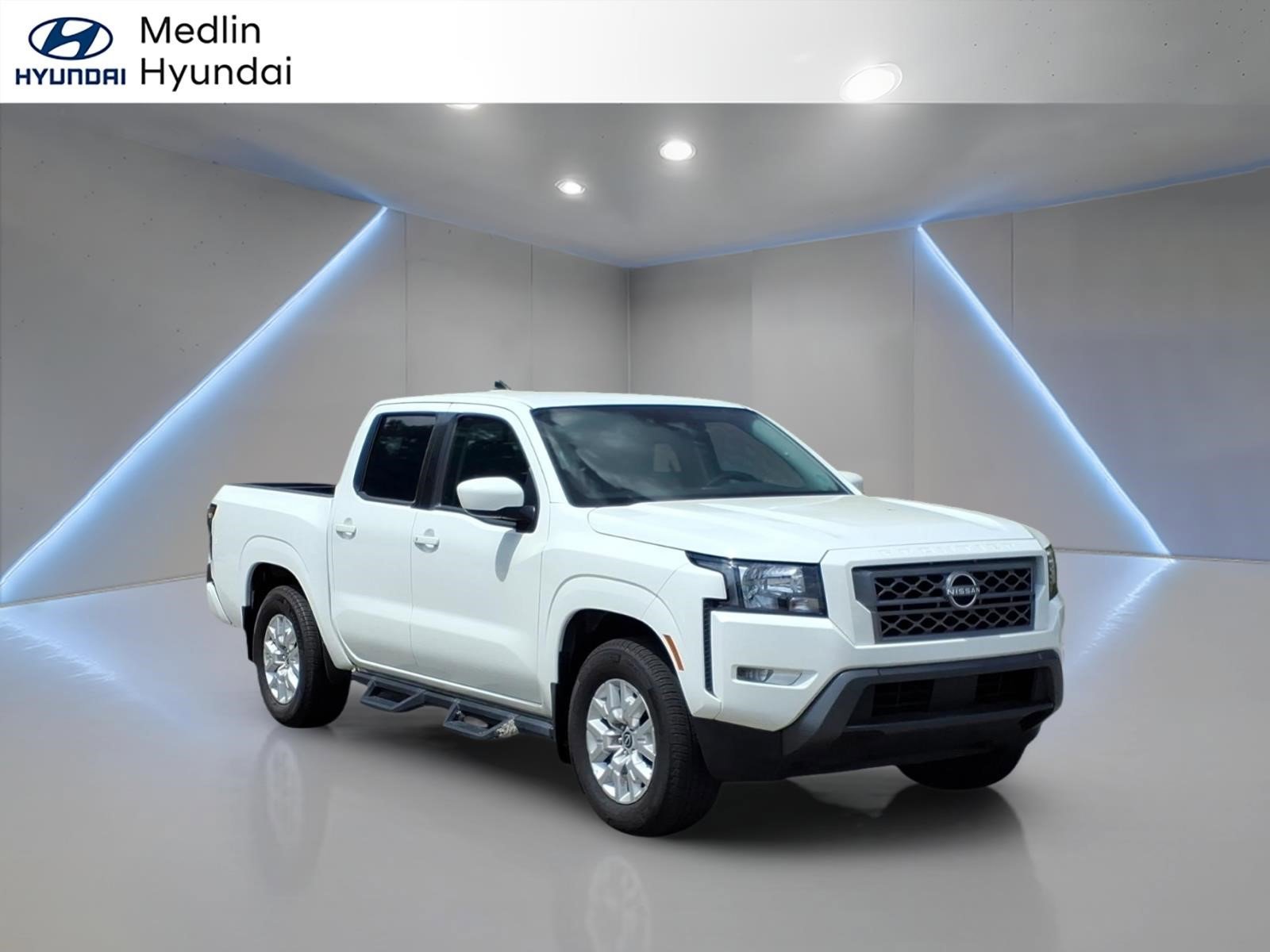2024 Nissan Frontier SV Crew Cab 4X2 SWB's photo