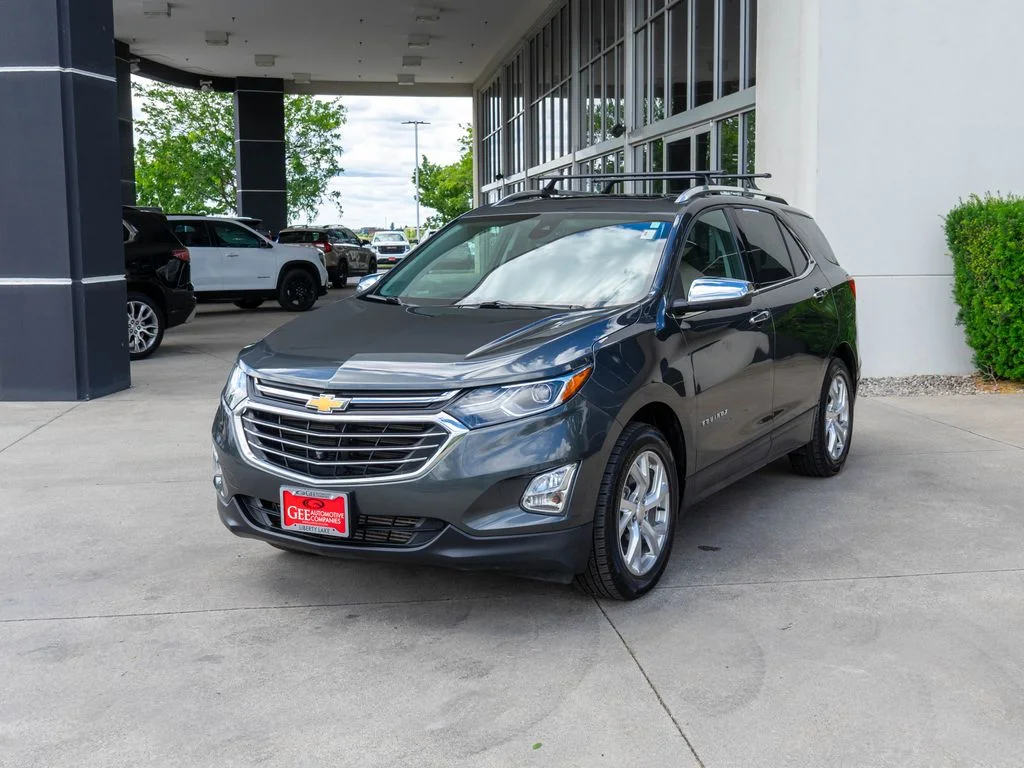 Used 2019 Gray Chevrolet Premier image 3