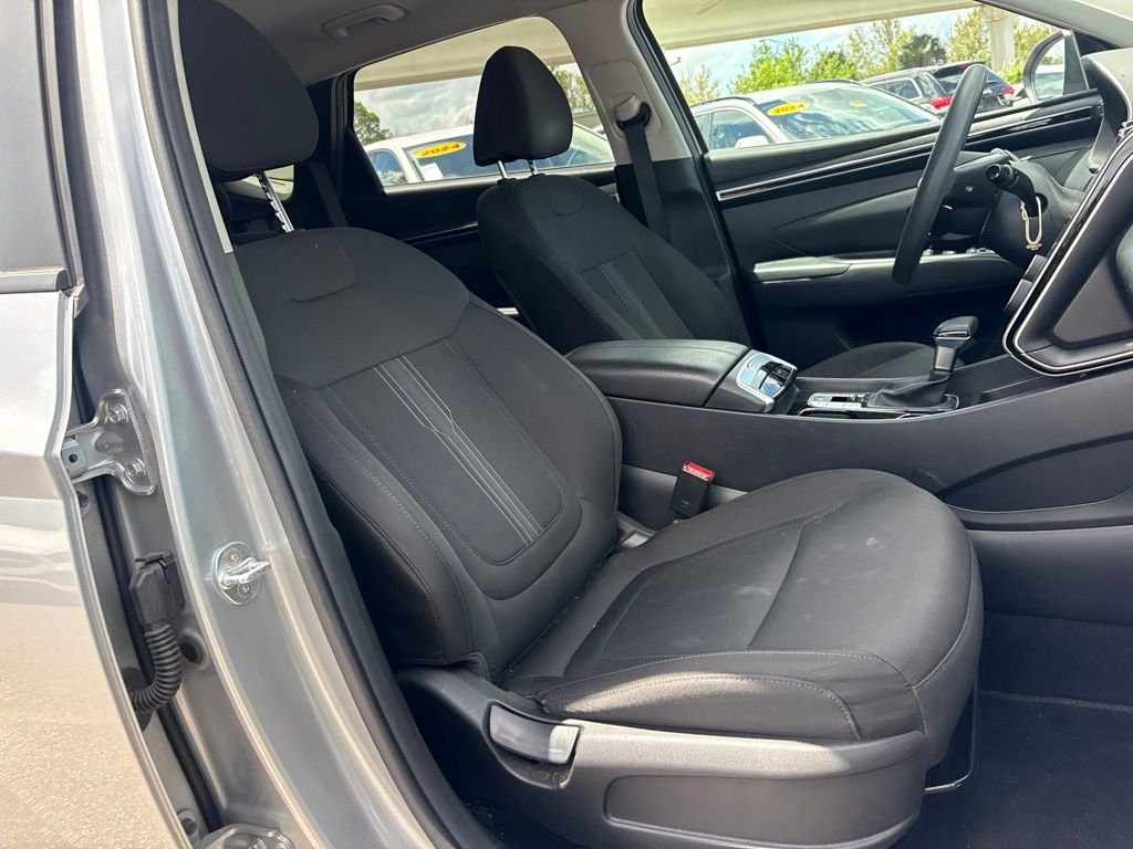 Used 2023 Silver Hyundai SEL image 17
