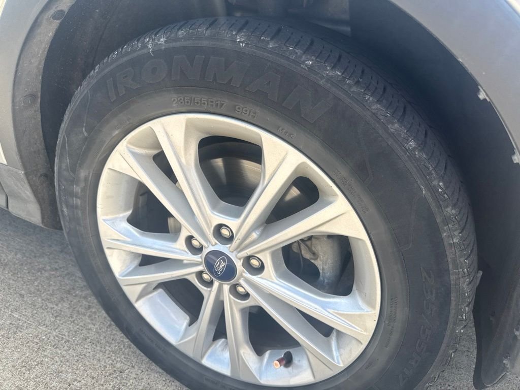 Used 2019 Ford Escape SEL with VIN 1FMCU0HD5KUB05021 for sale in Temple, TX