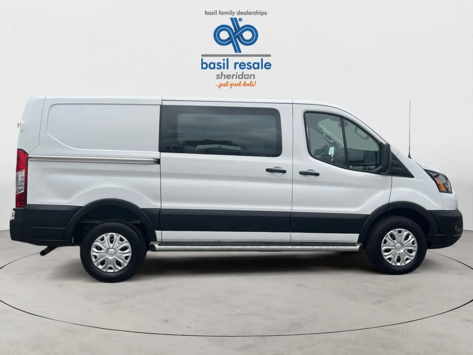 Used 2025 Oxford White Ford  image 7