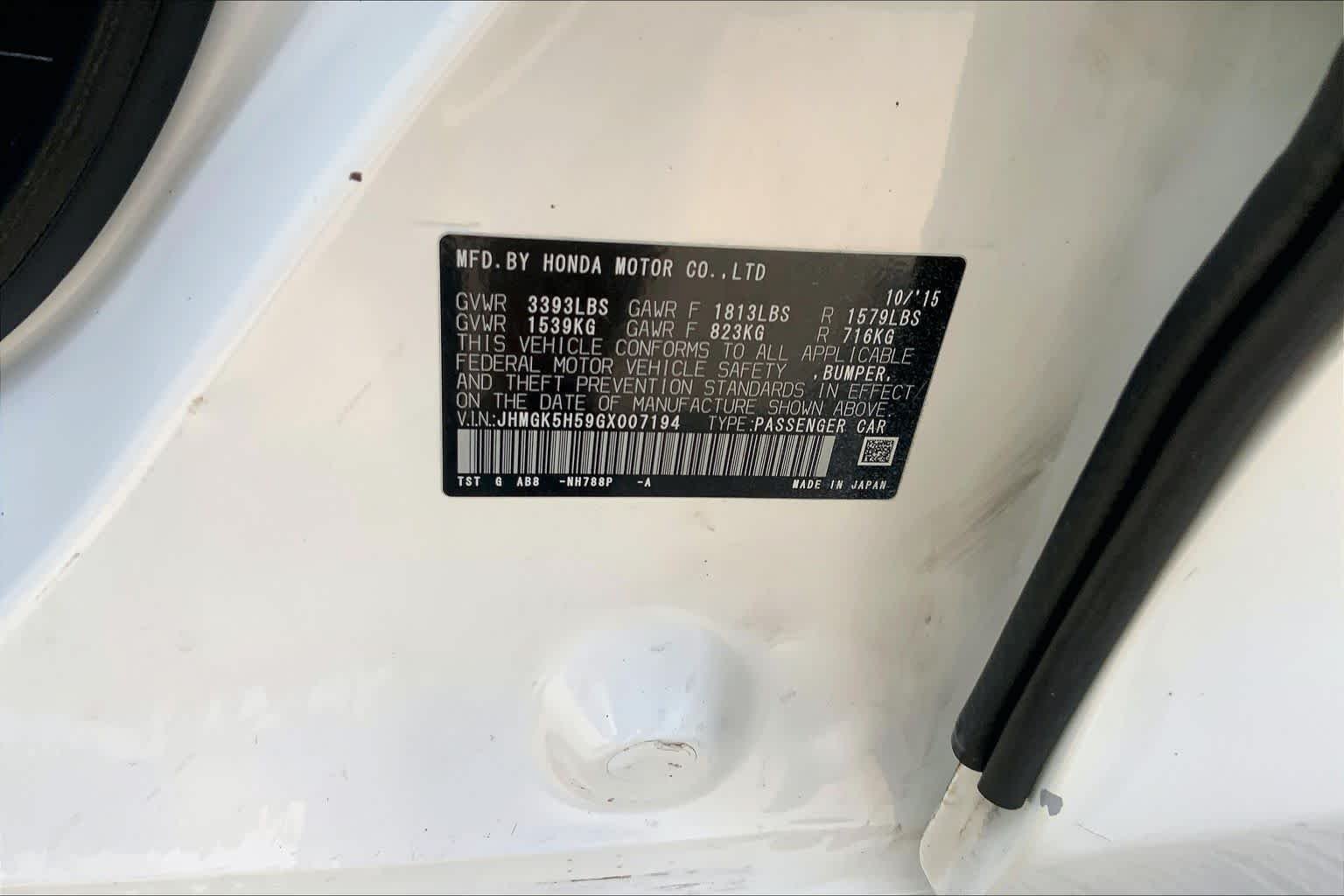 Used 2016 White Orchid Pearl Honda LX image 27