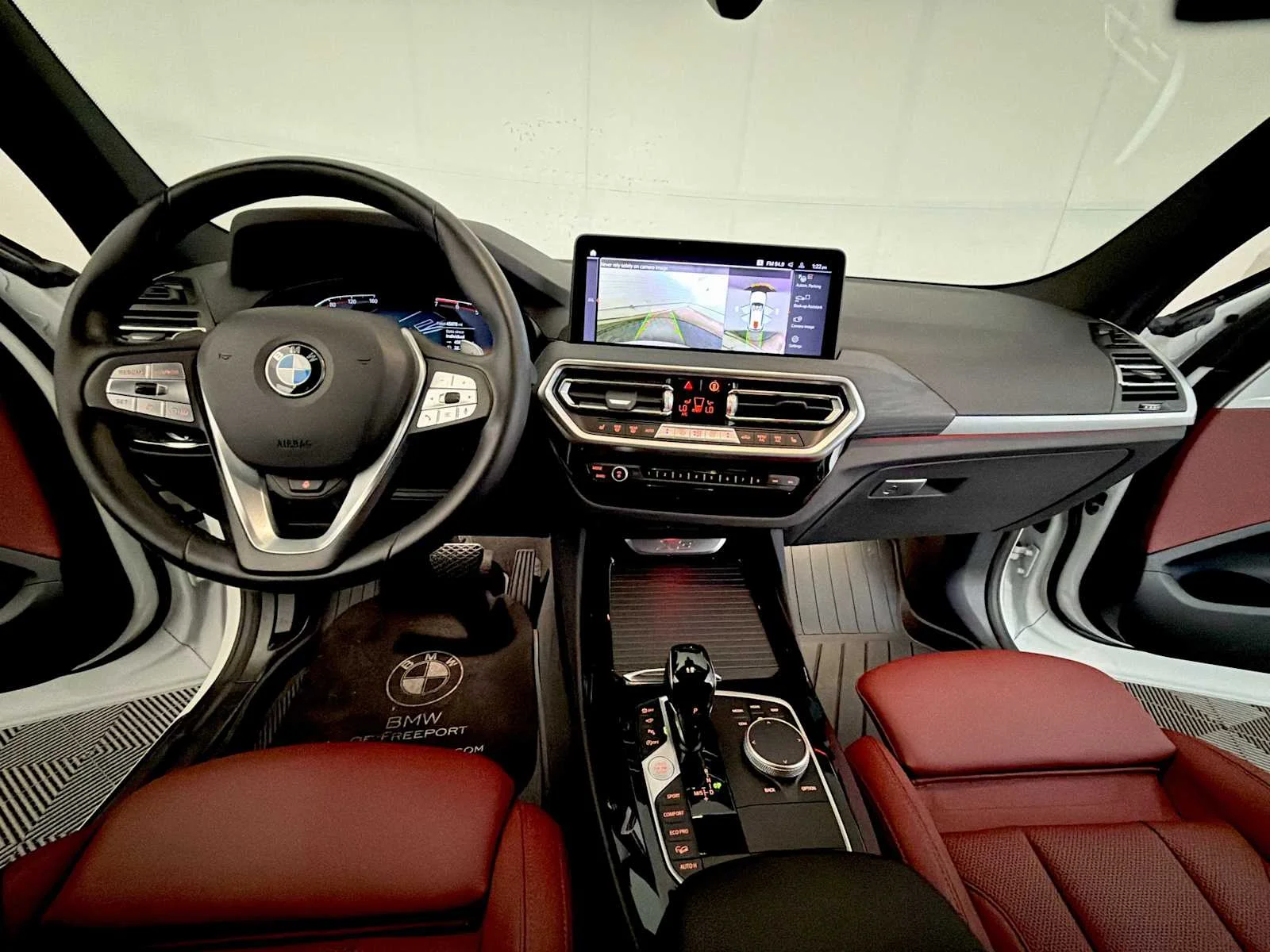 Used 2024 Alpine White BMW xDrive30i image 15