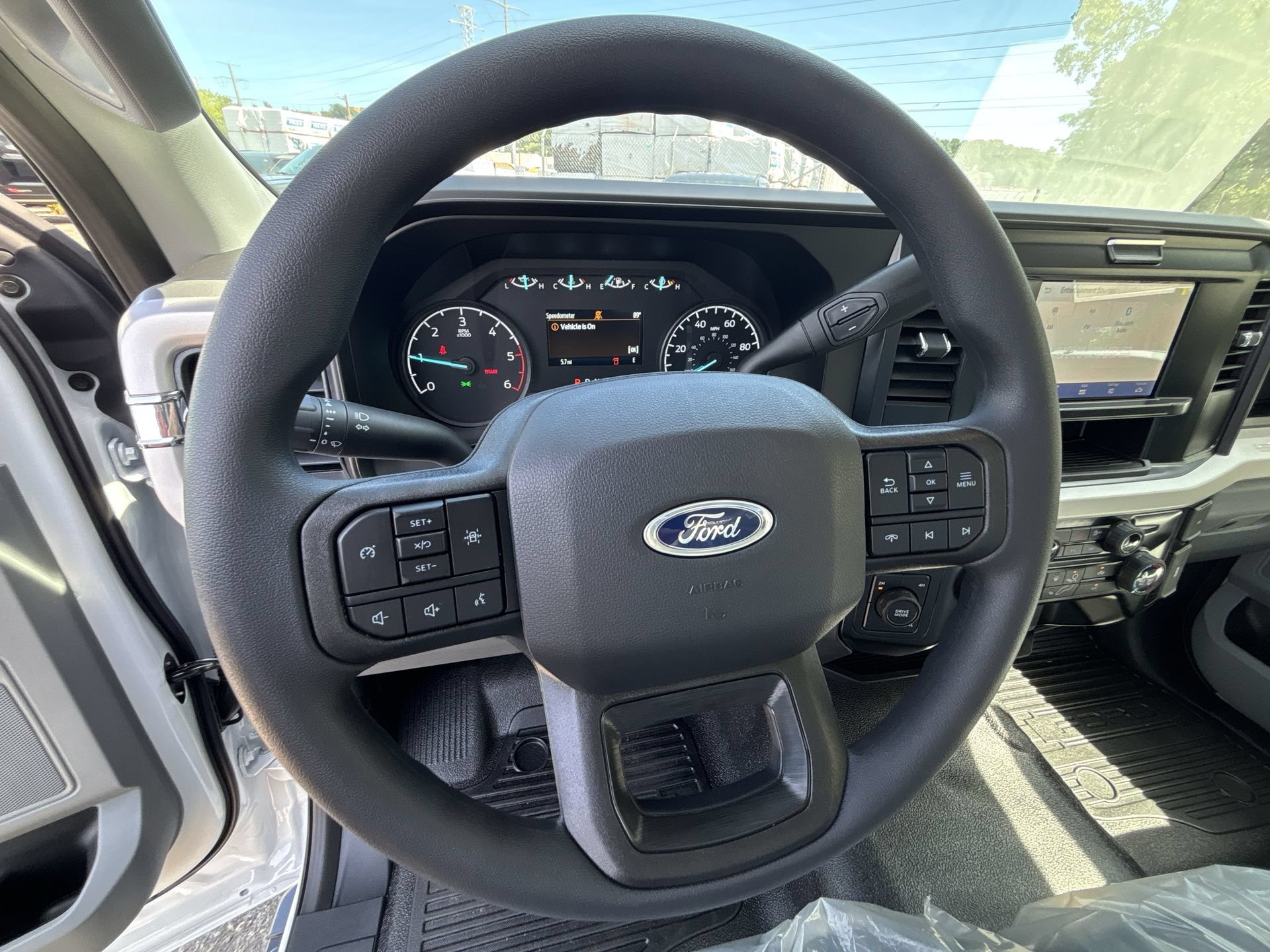 New 2026 Oxford White Ford XL image 10