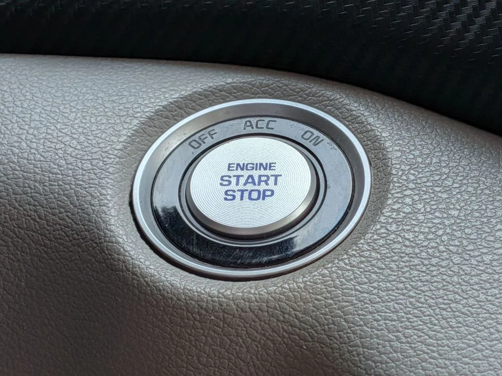 Used 2019 White Hyundai Value image 14