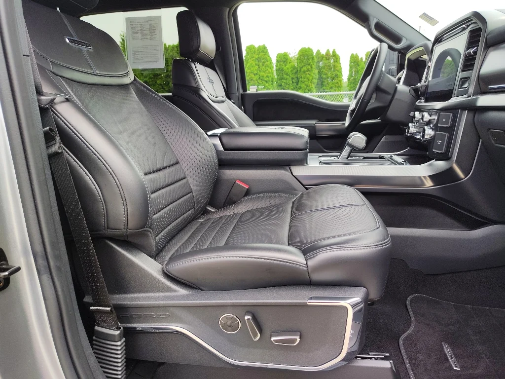 Used 2024 Iconic Silver Metallic Ford Platinum image 21