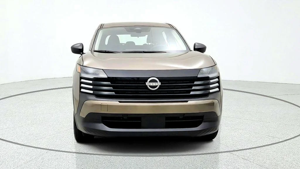 Used 2025 Canyon Bronze Metallic Nissan S FWD image 2