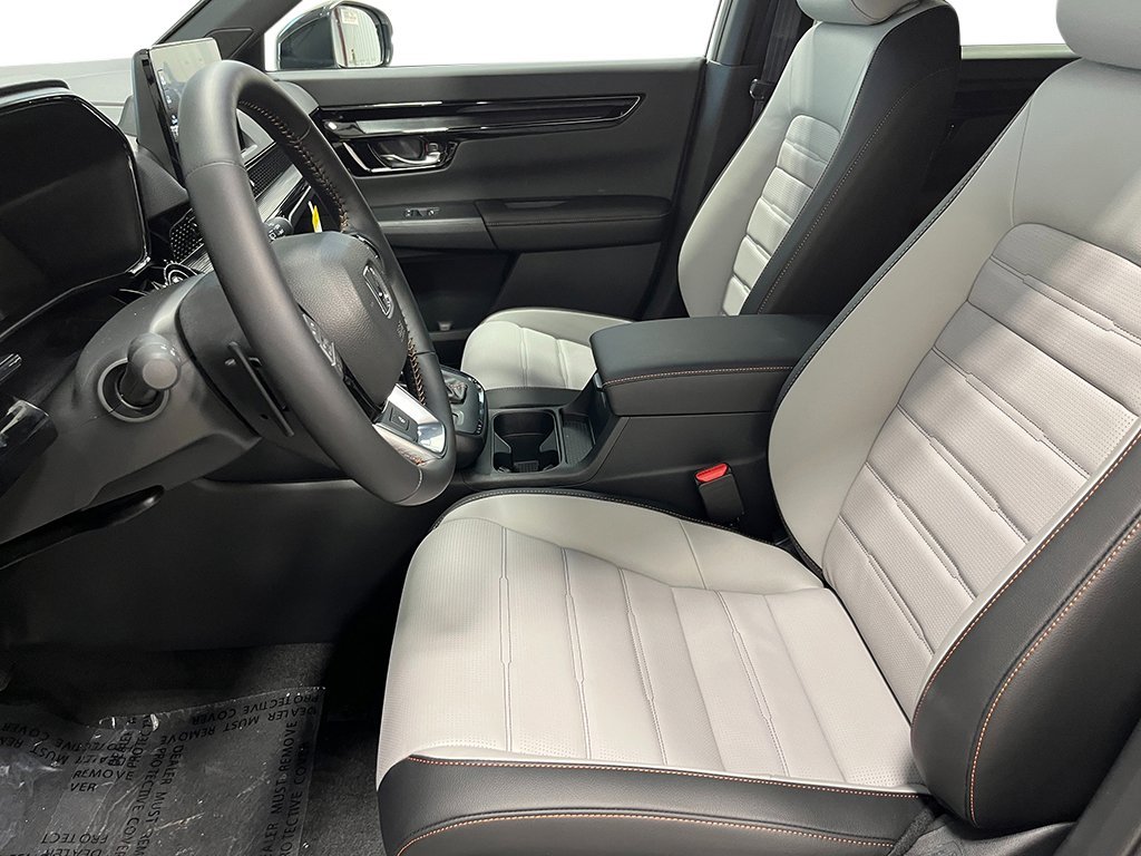 2026 Honda CR-V Hybrid — photo 13 view