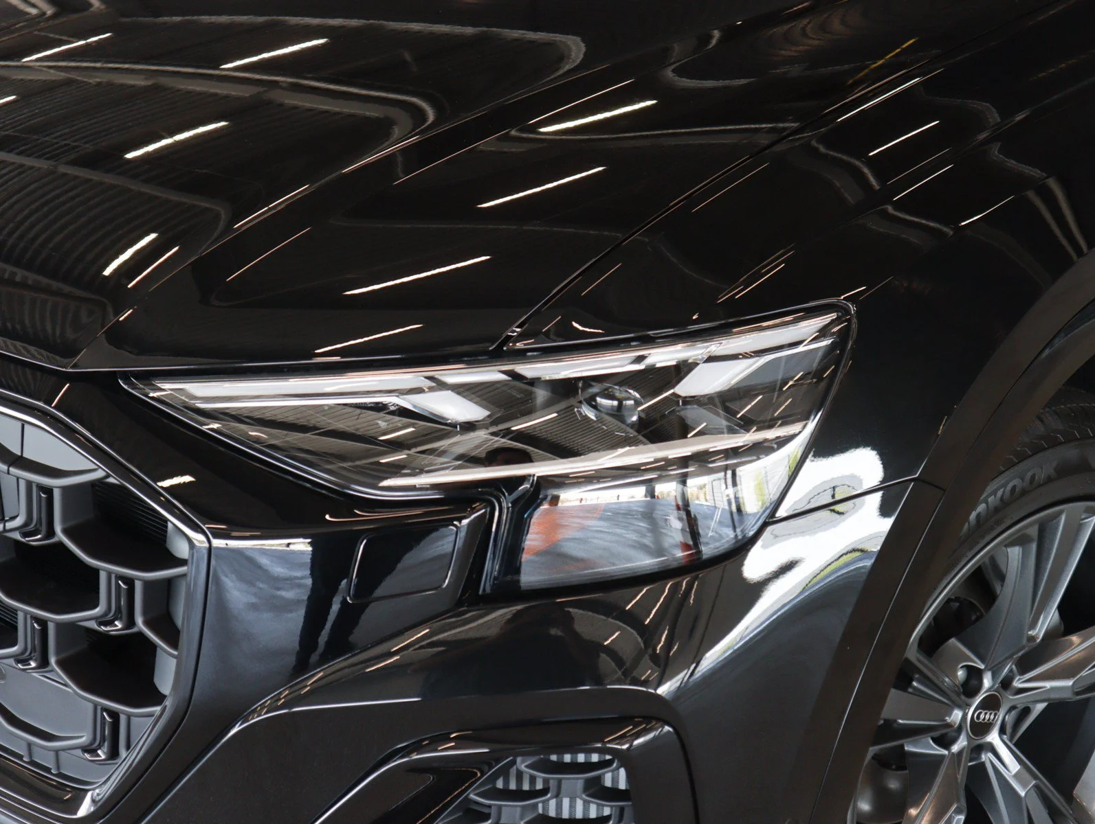 2027 Audi Q8 Premium - Photo 28
