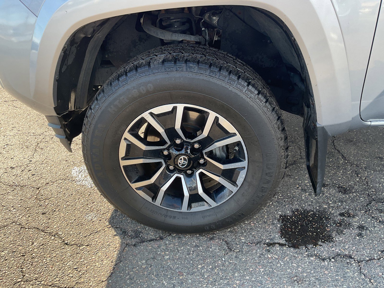 2020 Toyota Tacoma TRD Sport - Photo 9