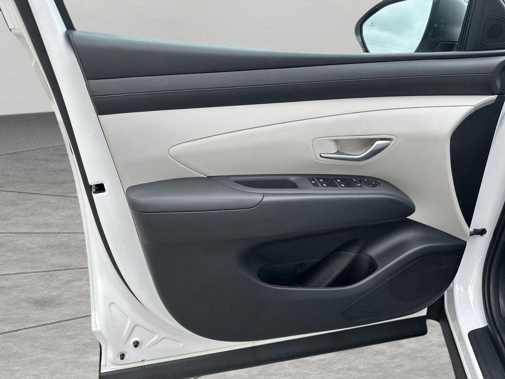 New 2026 White Pearl Hyundai SE FWD image 13