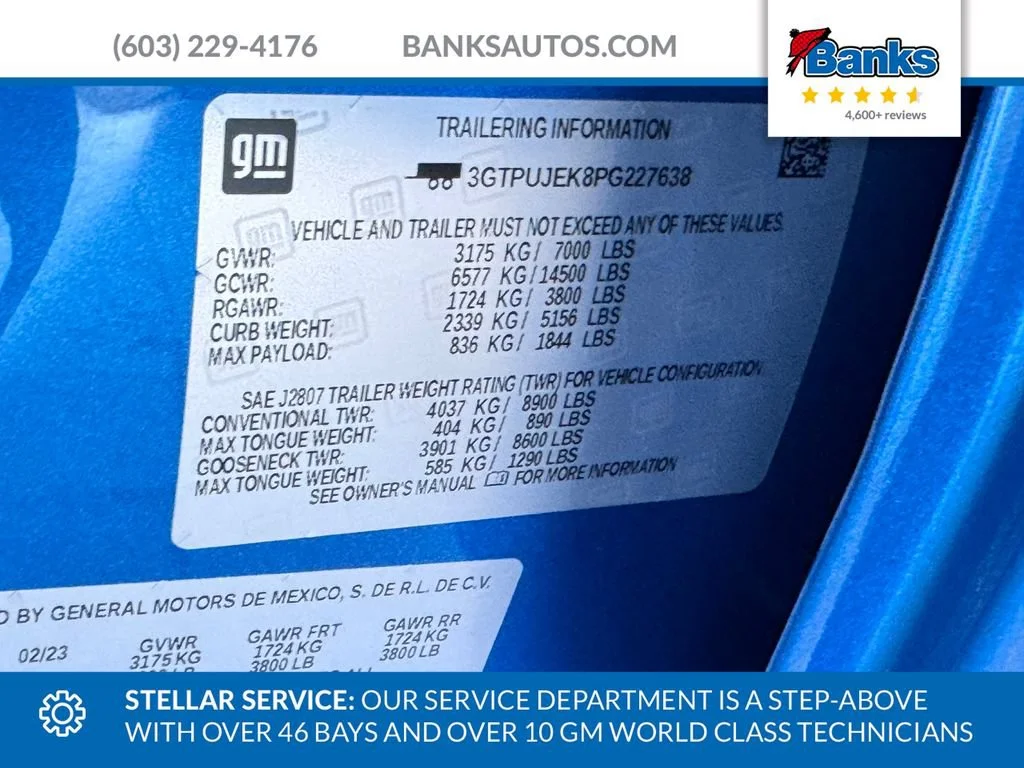 Certified Used 2023 Dynamic Blue Metallic GMC Elevation image 9
